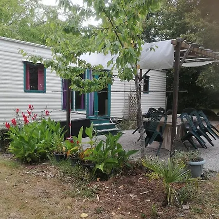 Mobile Dans Jardin à 4km De La Pornic
