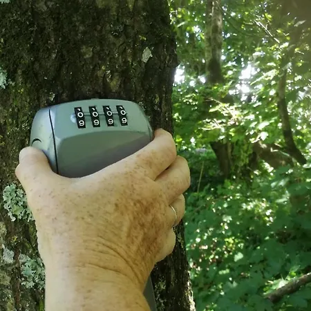Mobile Dans Jardin à 4km De La Chalé